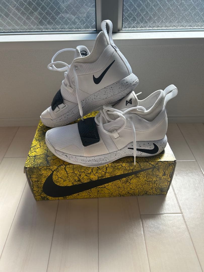 Nike Paul e 2 バスケットシューズ