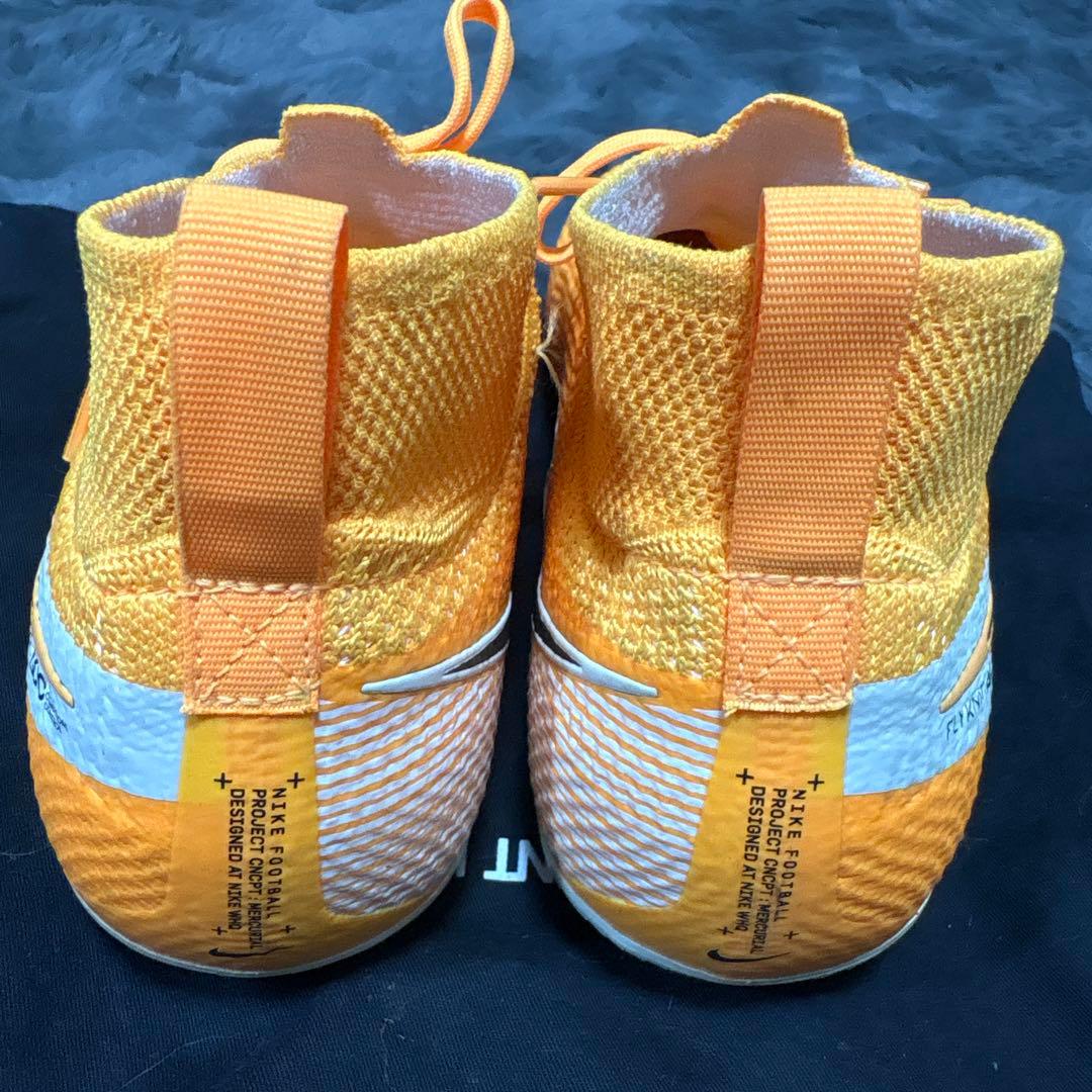 Nike Mercurial サッカーシューズ オレンジ