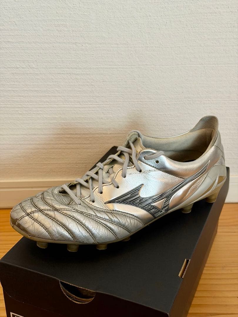 MIZUNO モレリアネオ4シルバー　27.0