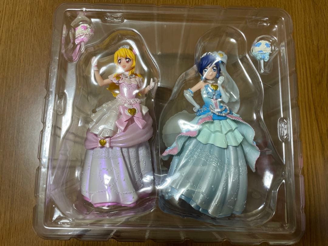 青い苺 フィギュアセット バンダイ 星宮いちご 霧矢あおい
