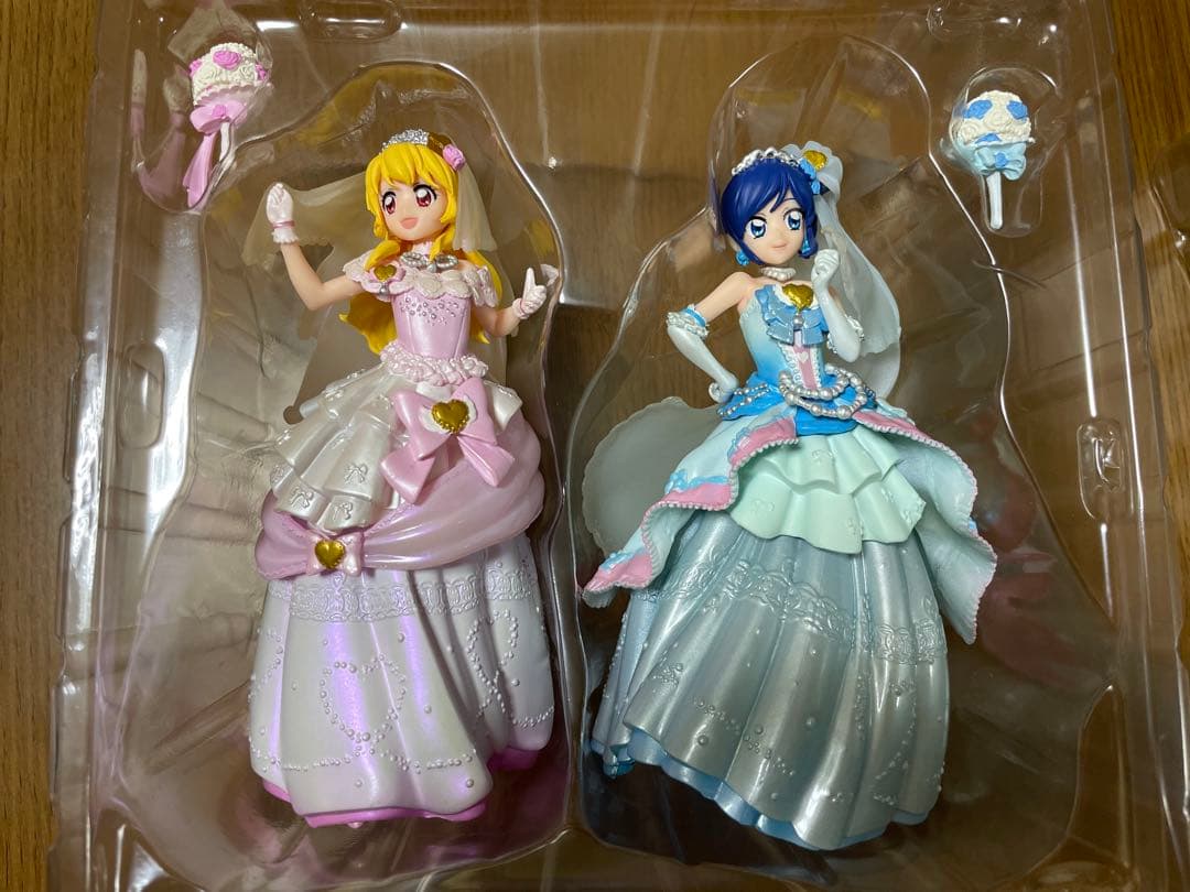 青い苺 フィギュアセット バンダイ 星宮いちご 霧矢あおい
