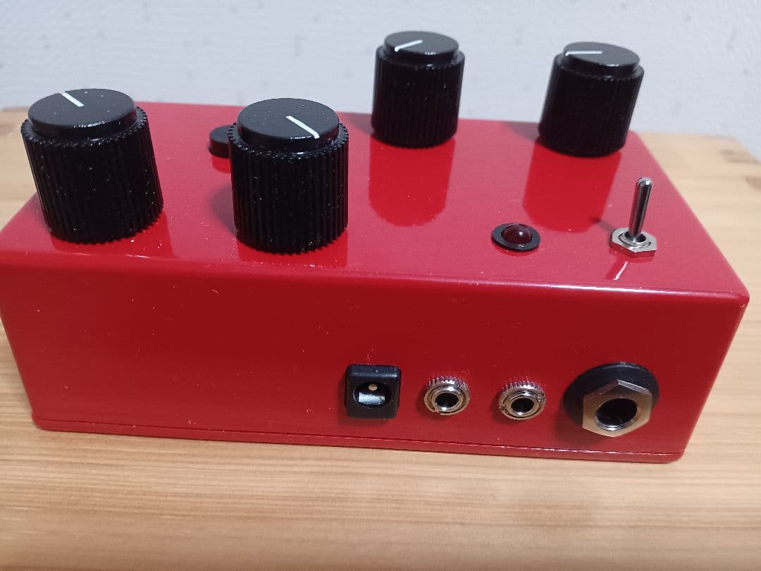 8bit synthesizer, チップチューンファミコン音源シンセガジェット