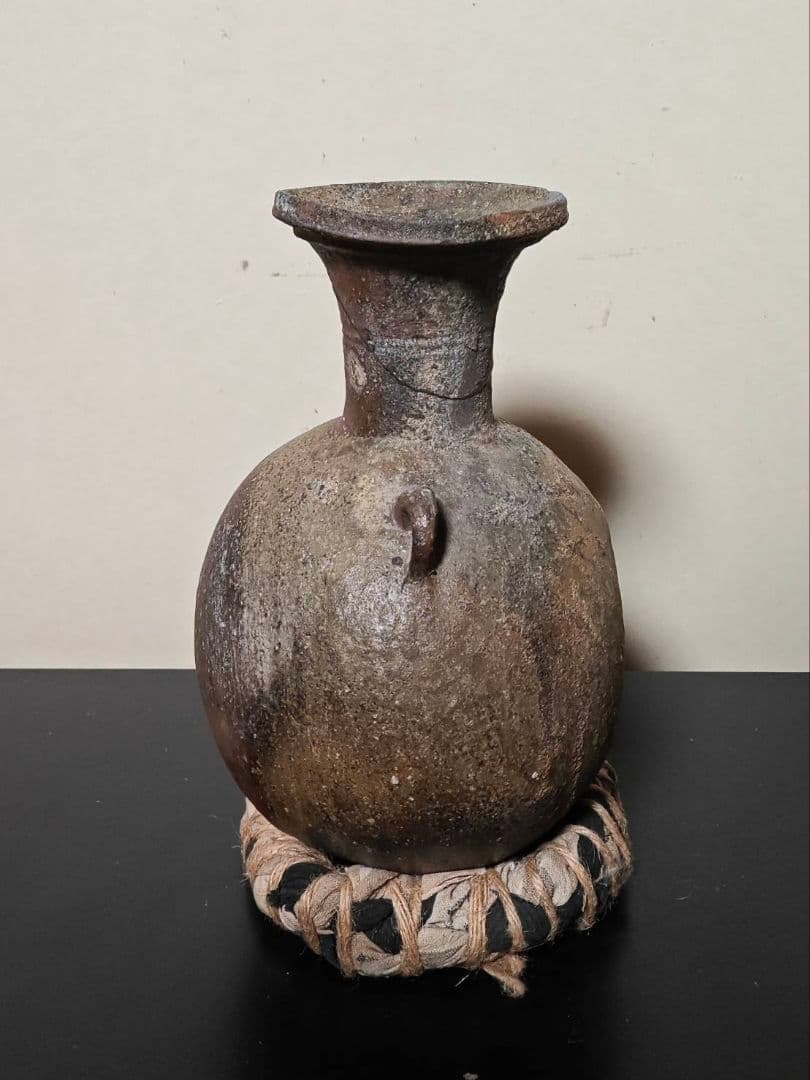 赤上がりの須恵器フラスコ瓶　珍品稀品　古美術　花呼ぶ器