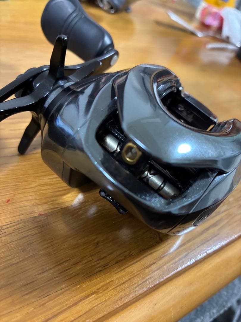 SHIMANO 18アンタレスDCMD 右ハンドル 箱あり