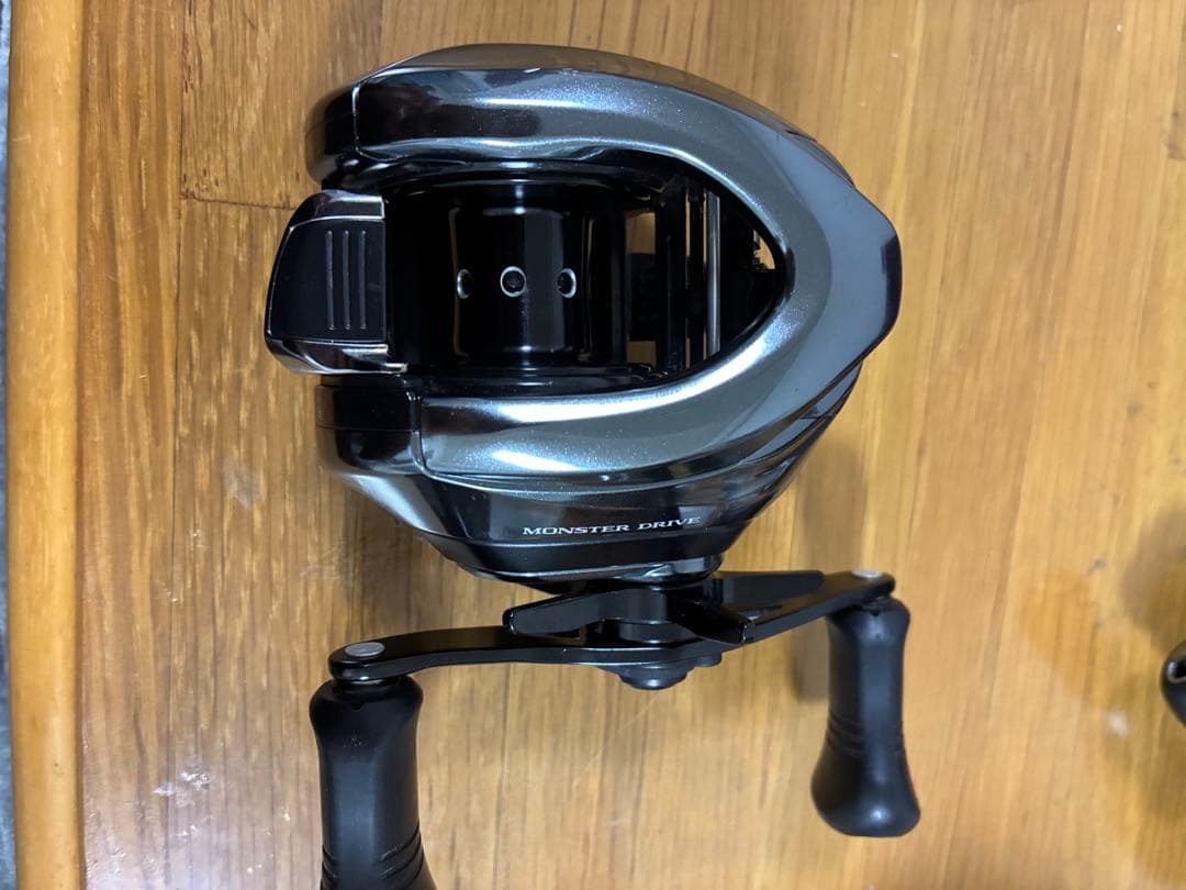 SHIMANO 18アンタレスDCMD 右ハンドル 箱あり