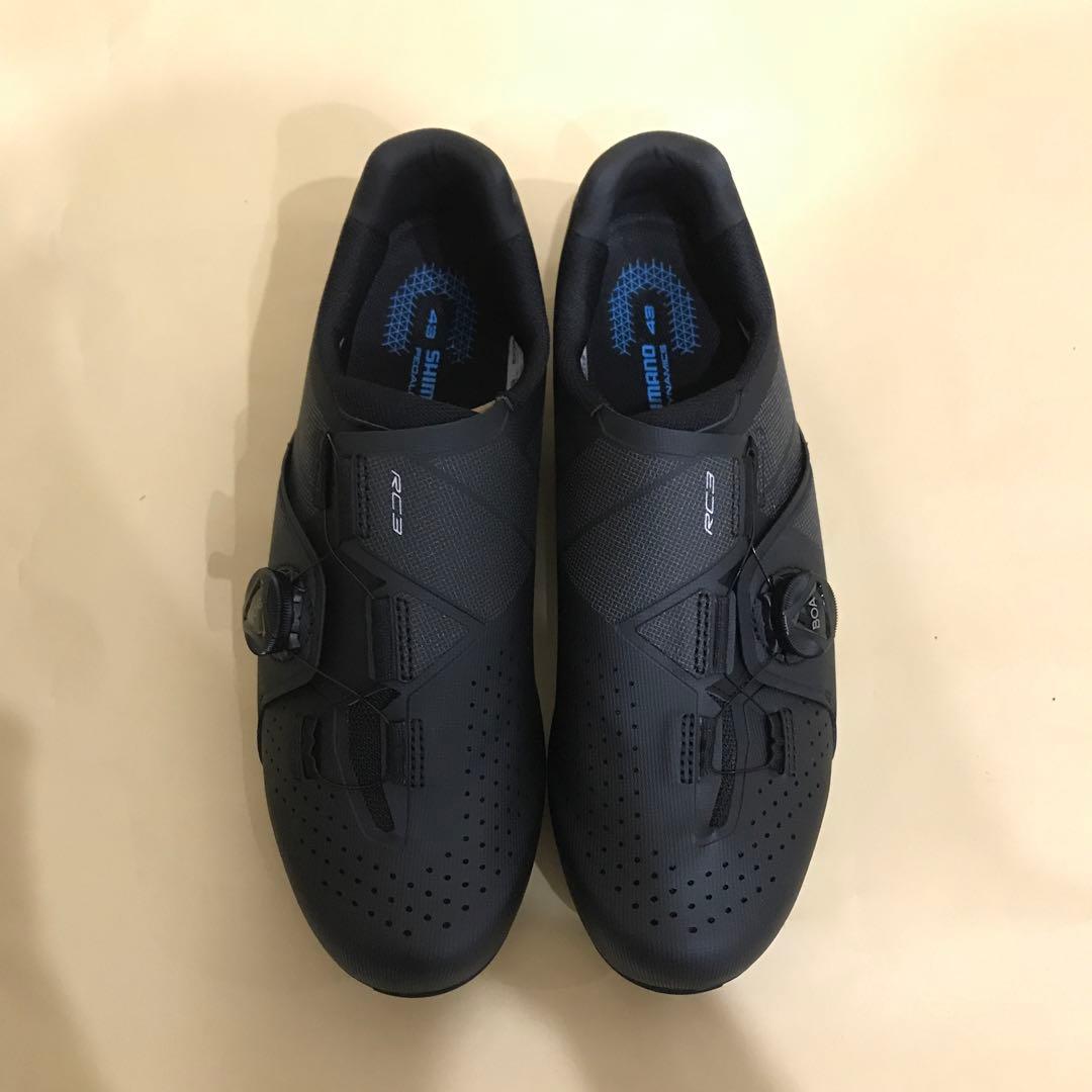 新品未使用　SHIMANO RC3 ビンディングシューズ　43