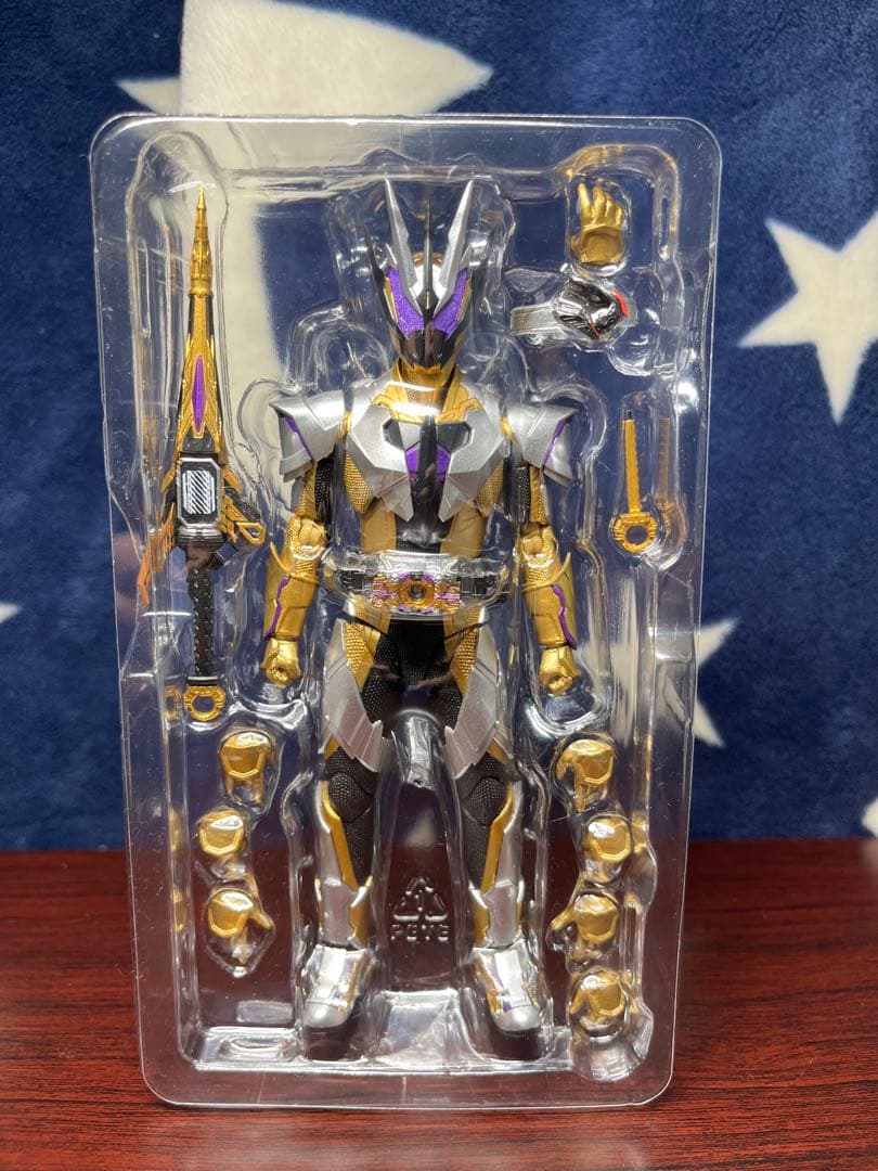 S.H.Figuarts 仮面ライダー サウザー
