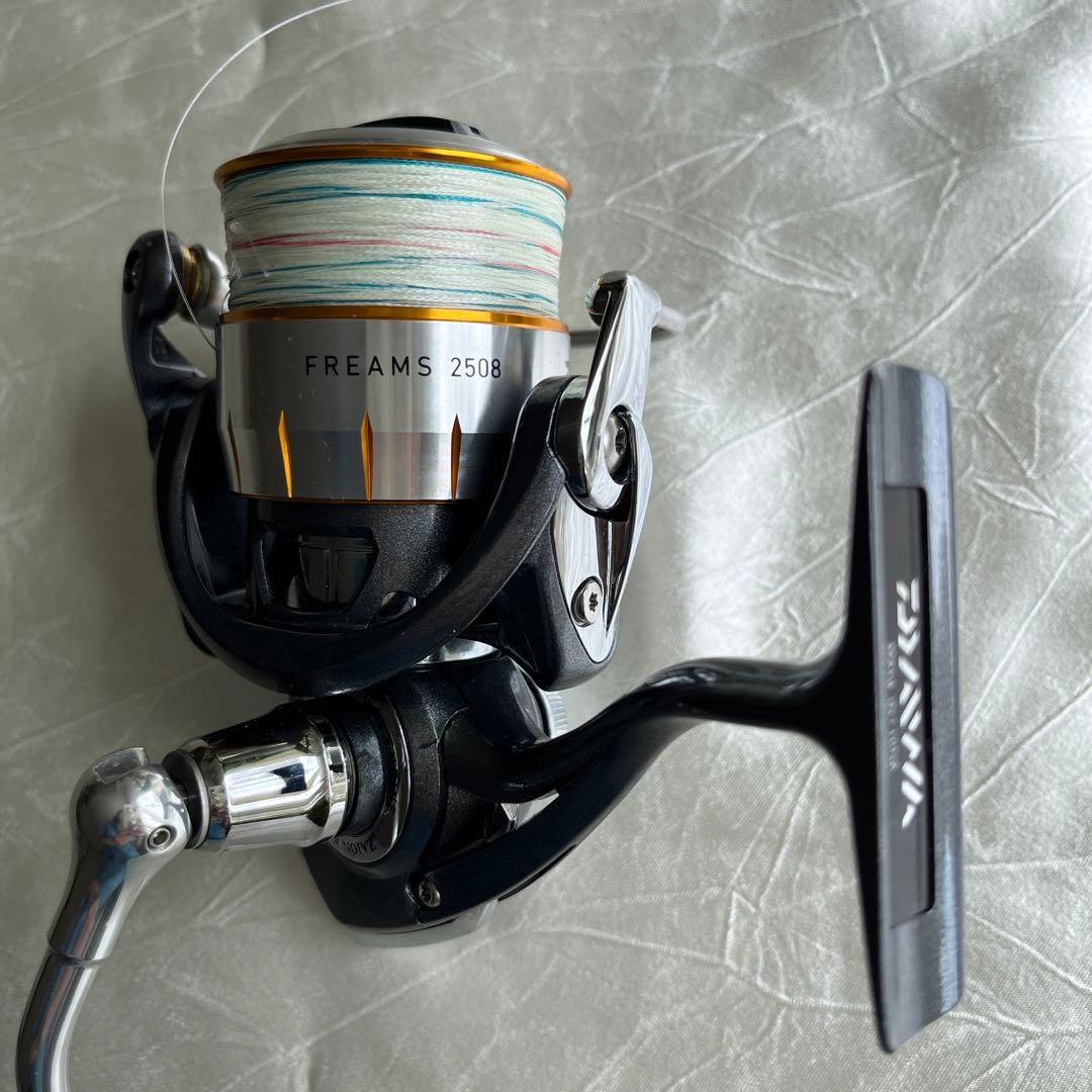 Daiwa FREAMS 2508 AIRROTOR REAL 釣り用リール