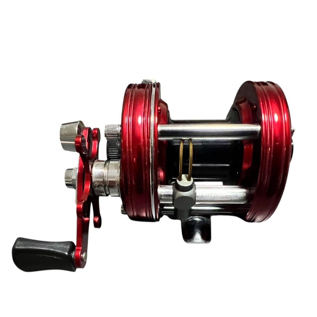 リール ambassadeur 5500 C Classic (Red)