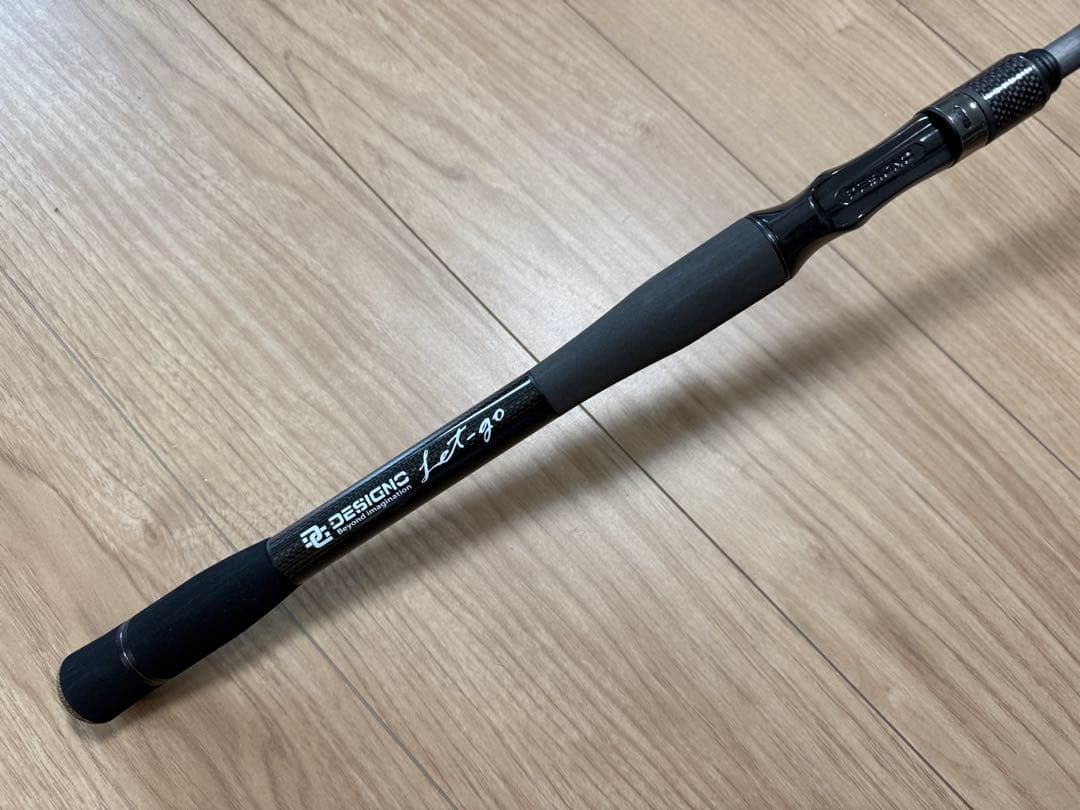 新品未使用デジーノ レイス フォクシーLW-C70MH-RST4s EVAモデル