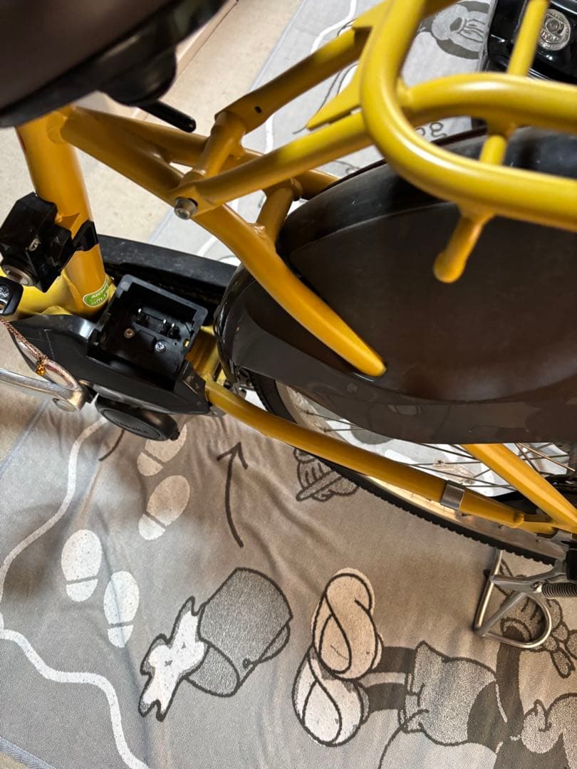 引き取り希望　電動自転車　からし色