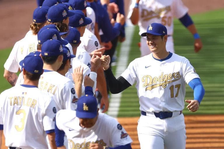 子供用3Tナイキ大谷翔平17ゴールデンセレモニー開幕戦限定販売ドジャースTEE
