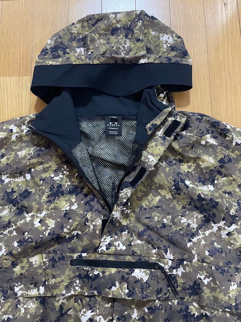 OAKLEYオークリー ゴルフジャケット メンズL 迷彩 防風 軽量 アウター