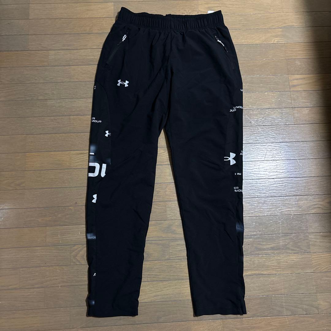 UNDER ARMOUR セットアップ　XL パンツL