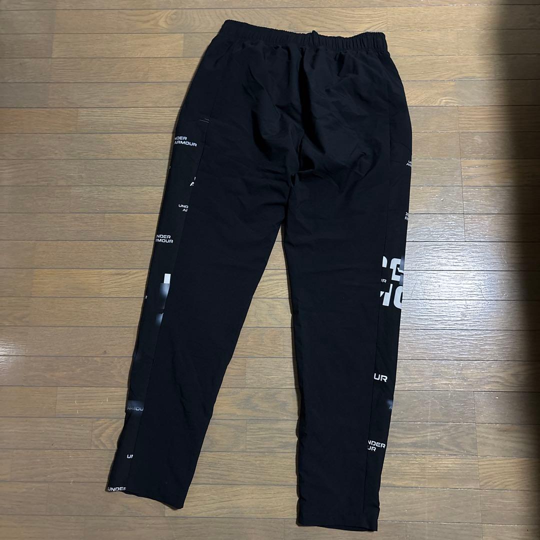 UNDER ARMOUR セットアップ　XL パンツL