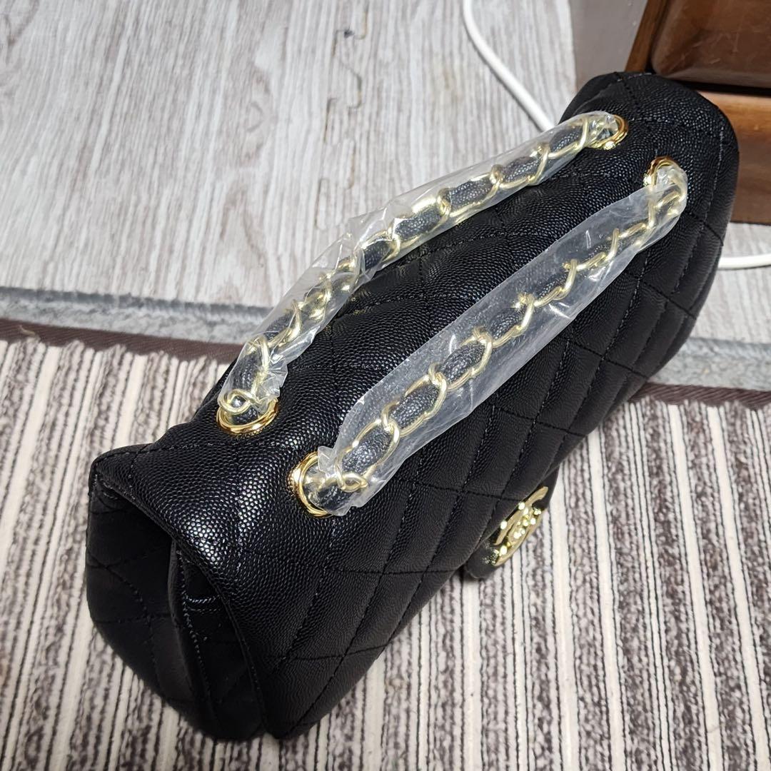 CHANEL　ショルダーバッグ　キャビア　黒　チェーン