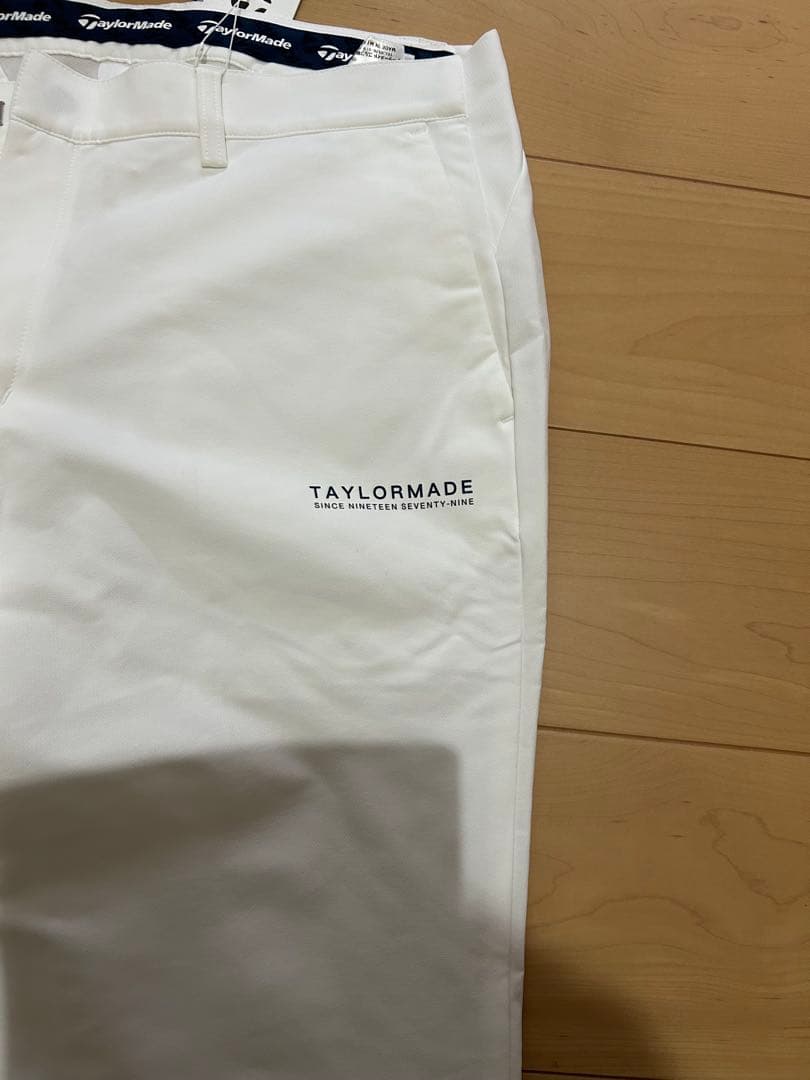 半額以下　新品未使用　テーラーメイド　パンツ