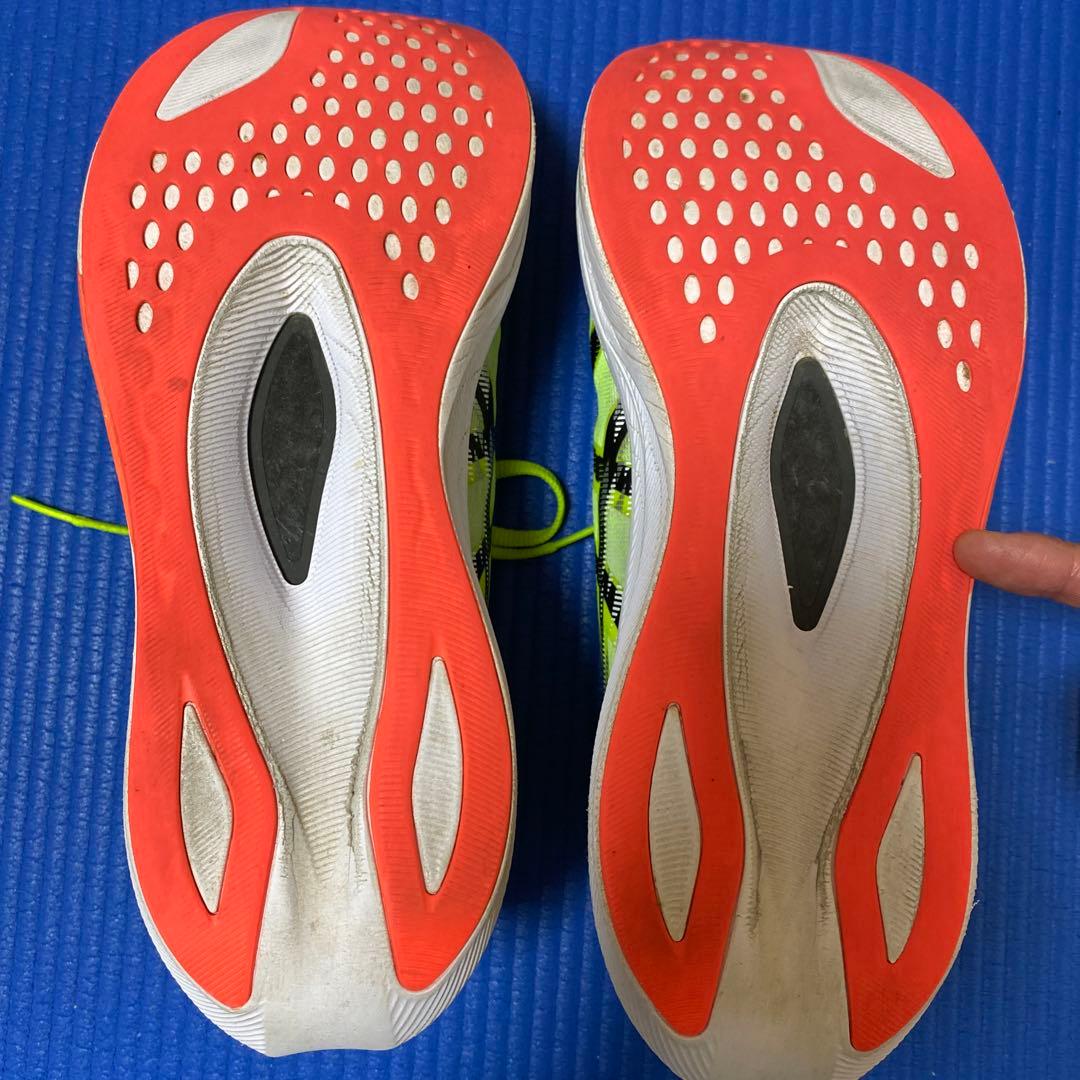 【中古】asics マジックスピード４　メンズ26.5 ワイド　イエロー