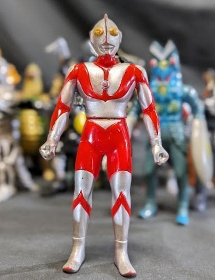 ウルトラＱ・ウルトラマン＆登場怪獣・宇宙人（バンダイ）ソフビ13体セット