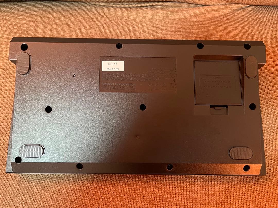 Roland SH-4d デジタルシンセサイザー