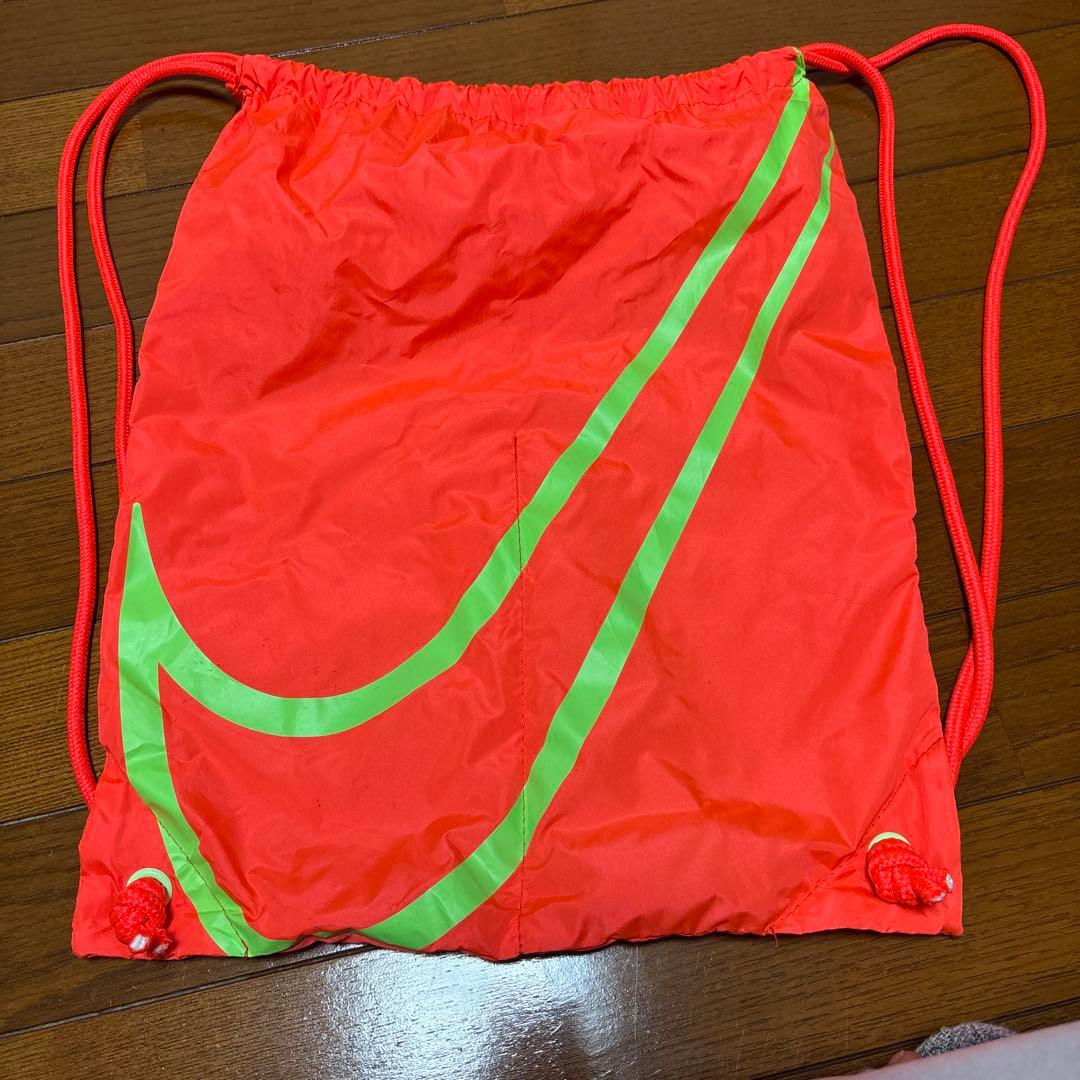 NIKE マックスフライ2