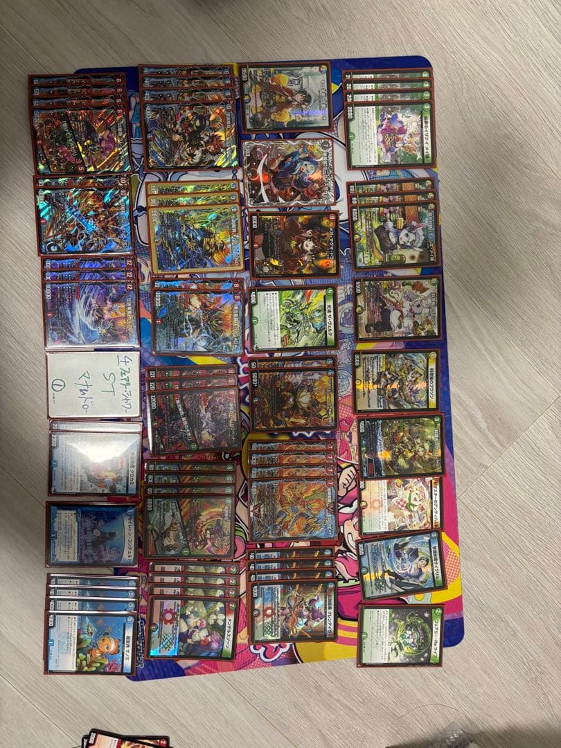 デュエマ引退品全カードスリーブ付価格要相談