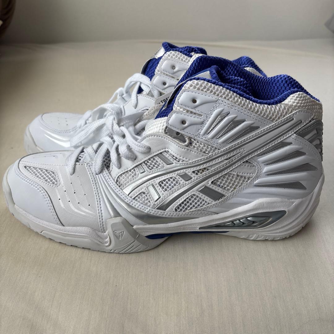 【新品未使用・訳あり】ASICS バスケットシューズ 29センチ