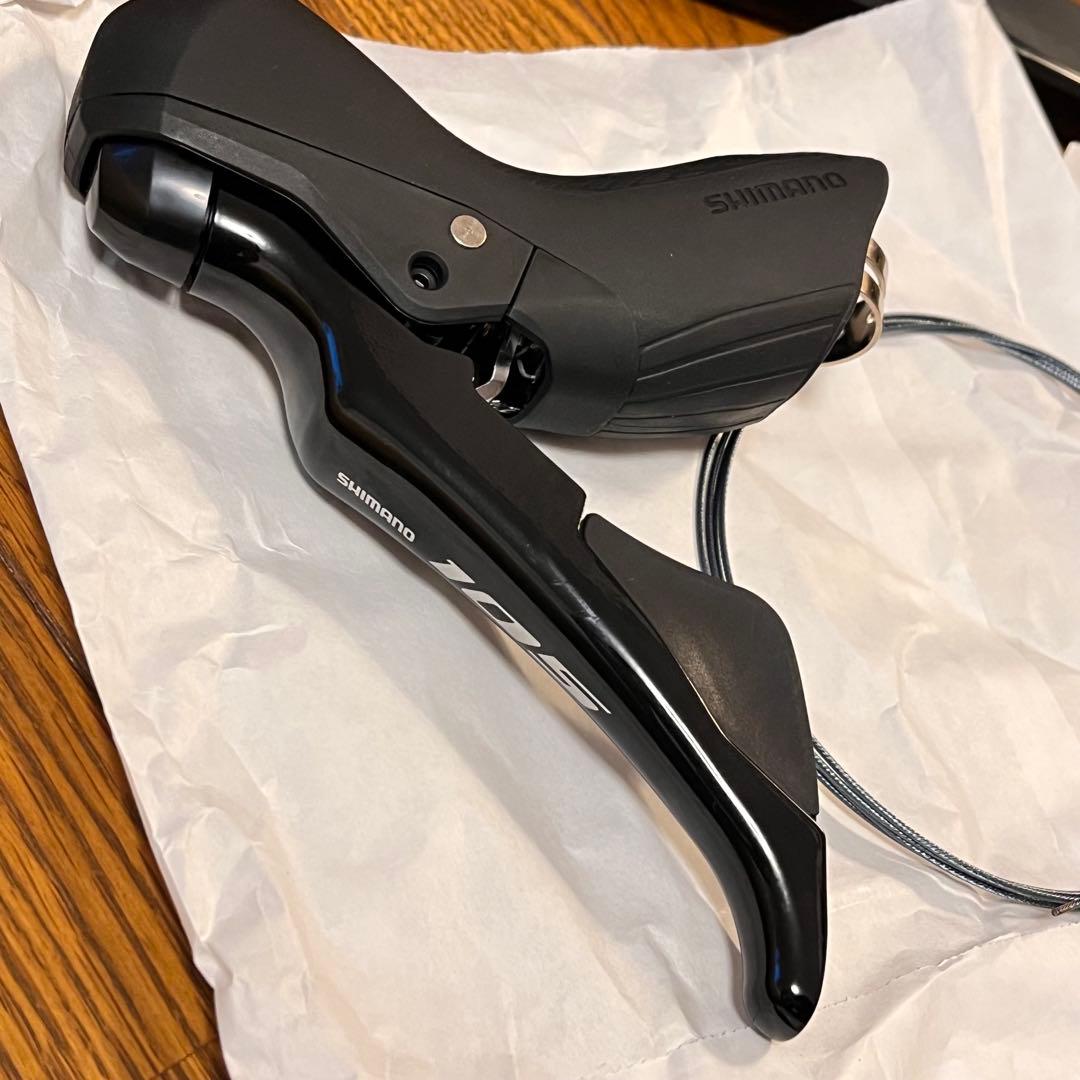 新品　Shimano 105 R7020 油圧ディスクブレーキ用コンポセット