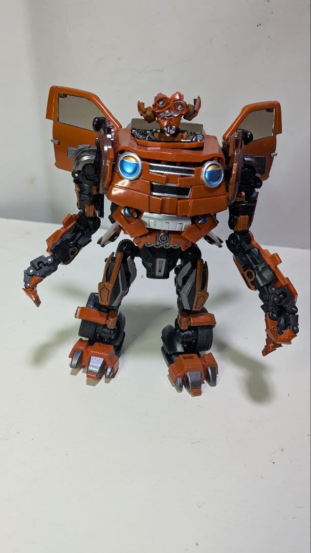 UNIQUE TOYS DUMBER トランスフォーマー マッドフラップ似