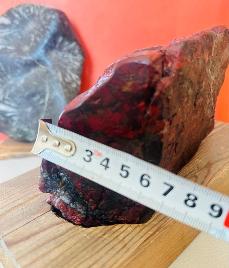 菊花石・紅赤石2点セット 2070g・1780g