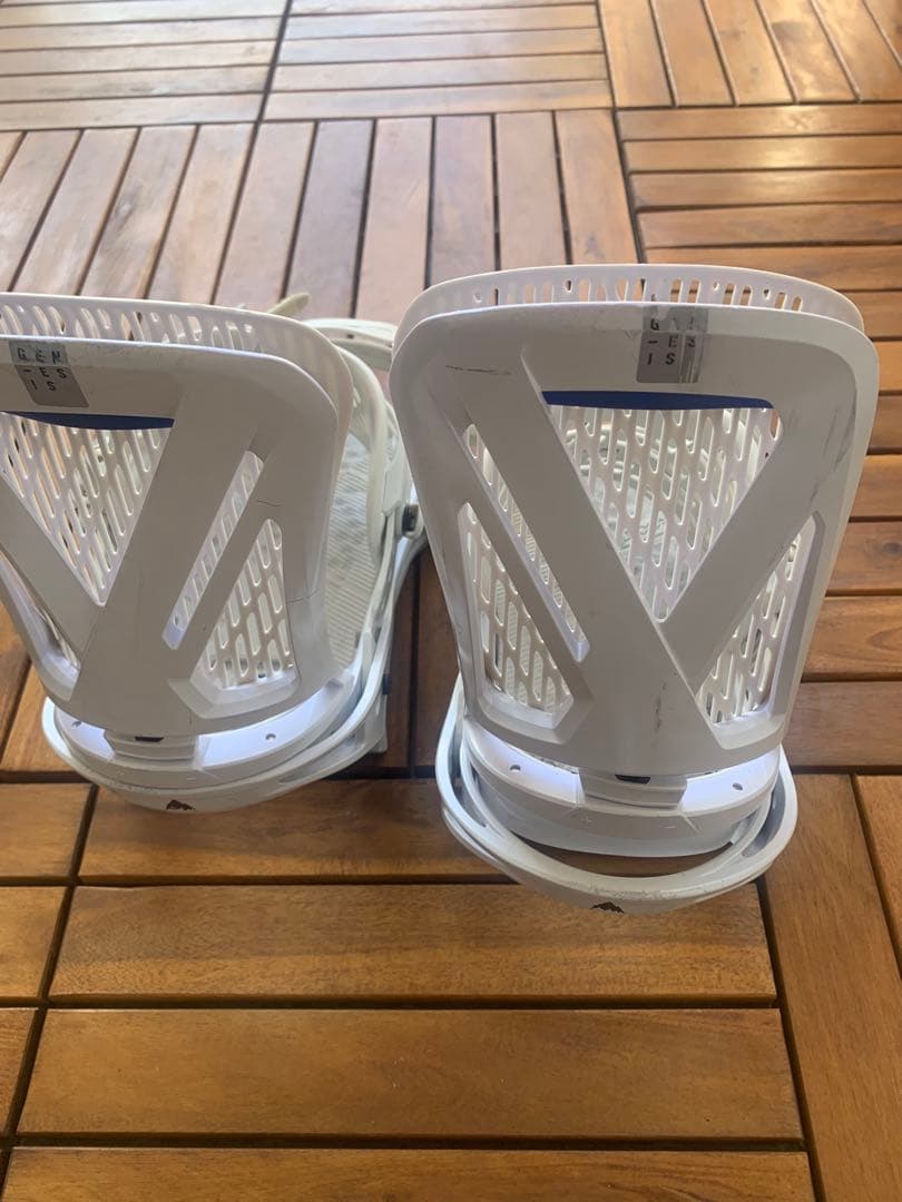 BURTON genesis Re:Flex　M 24-25 ホワイト