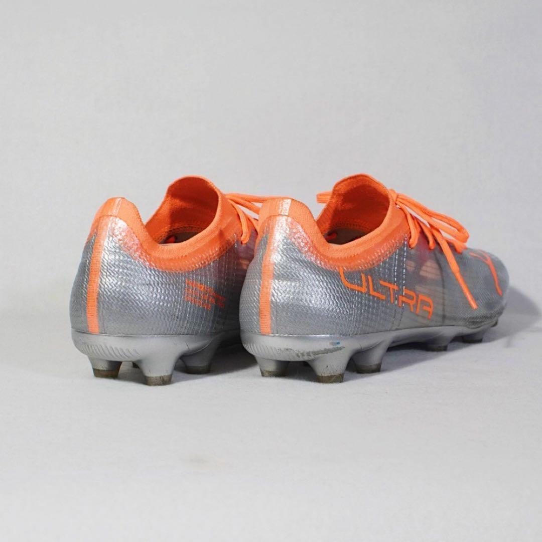 軽量《PUMA》ウルトラ1.4 HG/AG サッカースパイク(27.5)シルバー