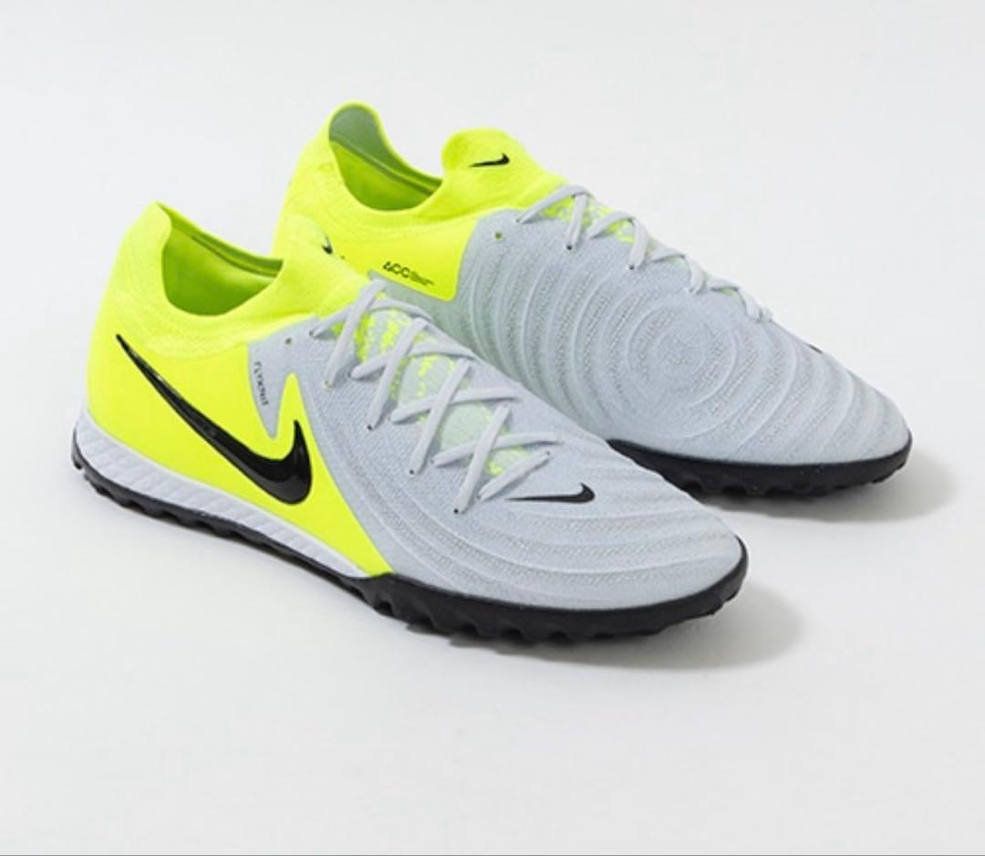 NIKE ナイキ　ファントムGX2 プロ　TF フットサル