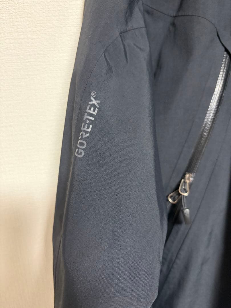 ホグロフス　GORE-TEX ウェア　chute ii jacket 黒