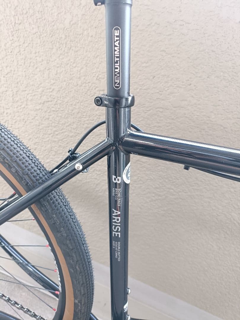 BOMBTRACK Arise クロモリ グラベルロード クリスキング GRX