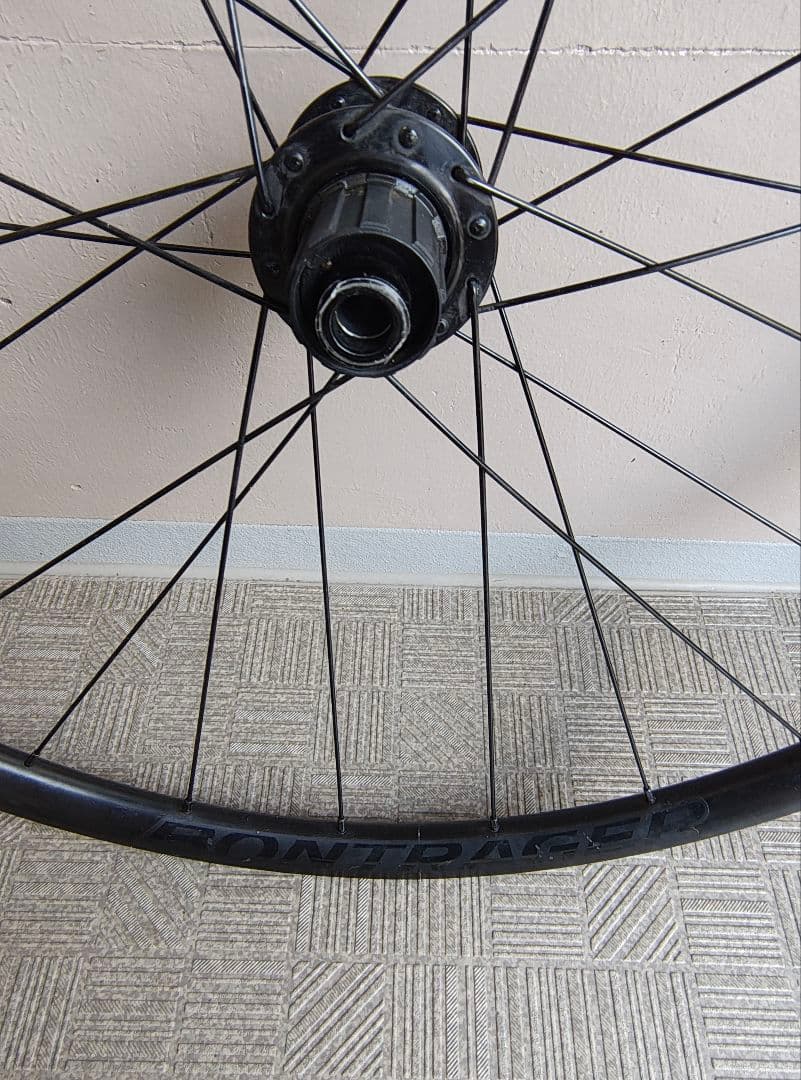 Bontrager Paradigm TLR ホイール前後セット
