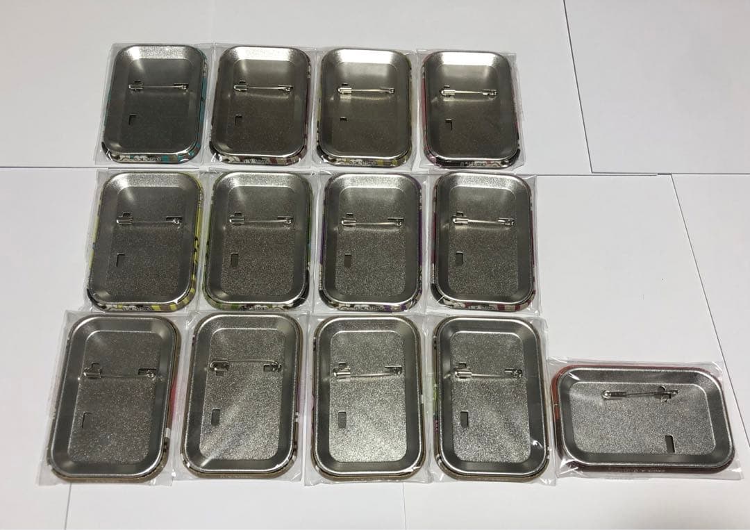 鬼滅の刃　まるかくカンバッジ　缶バッジ