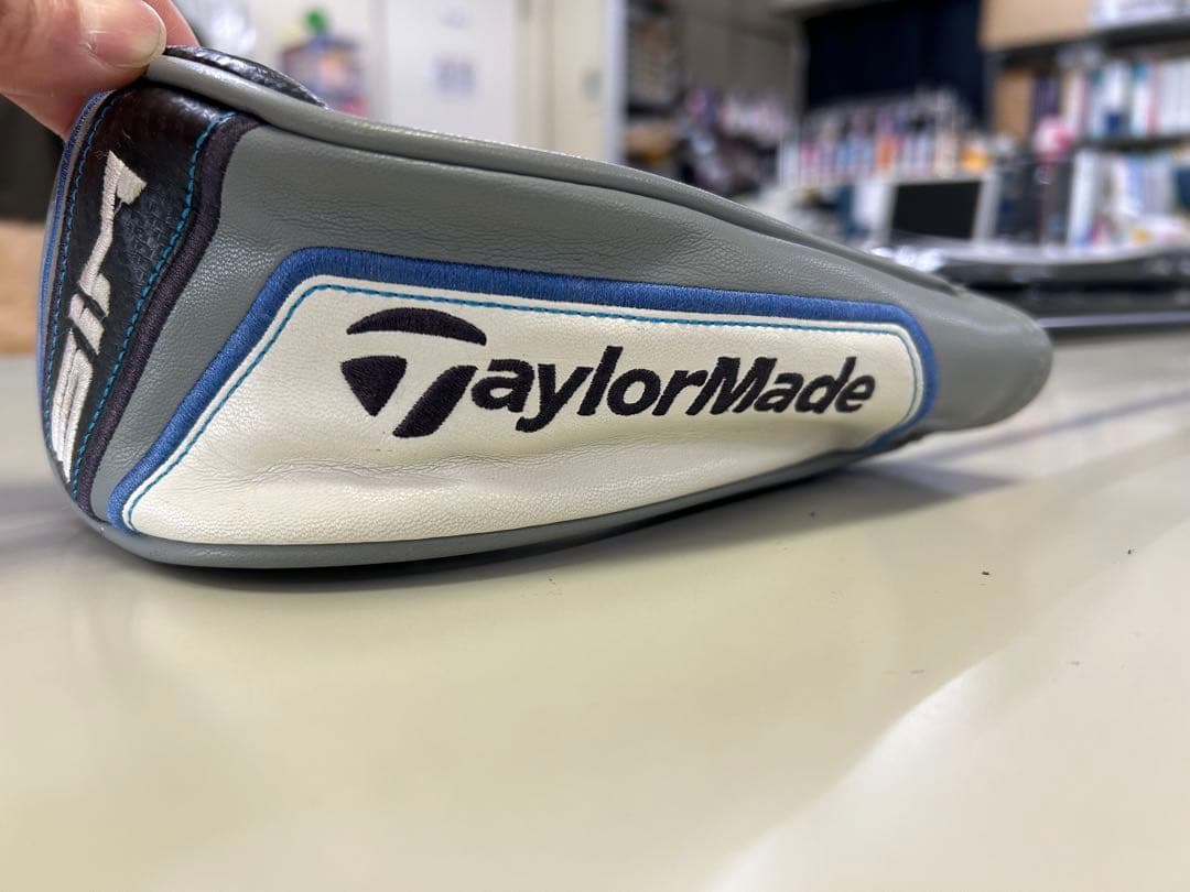 TaylorMade SIM MAX 4番ユーティリティ 22度