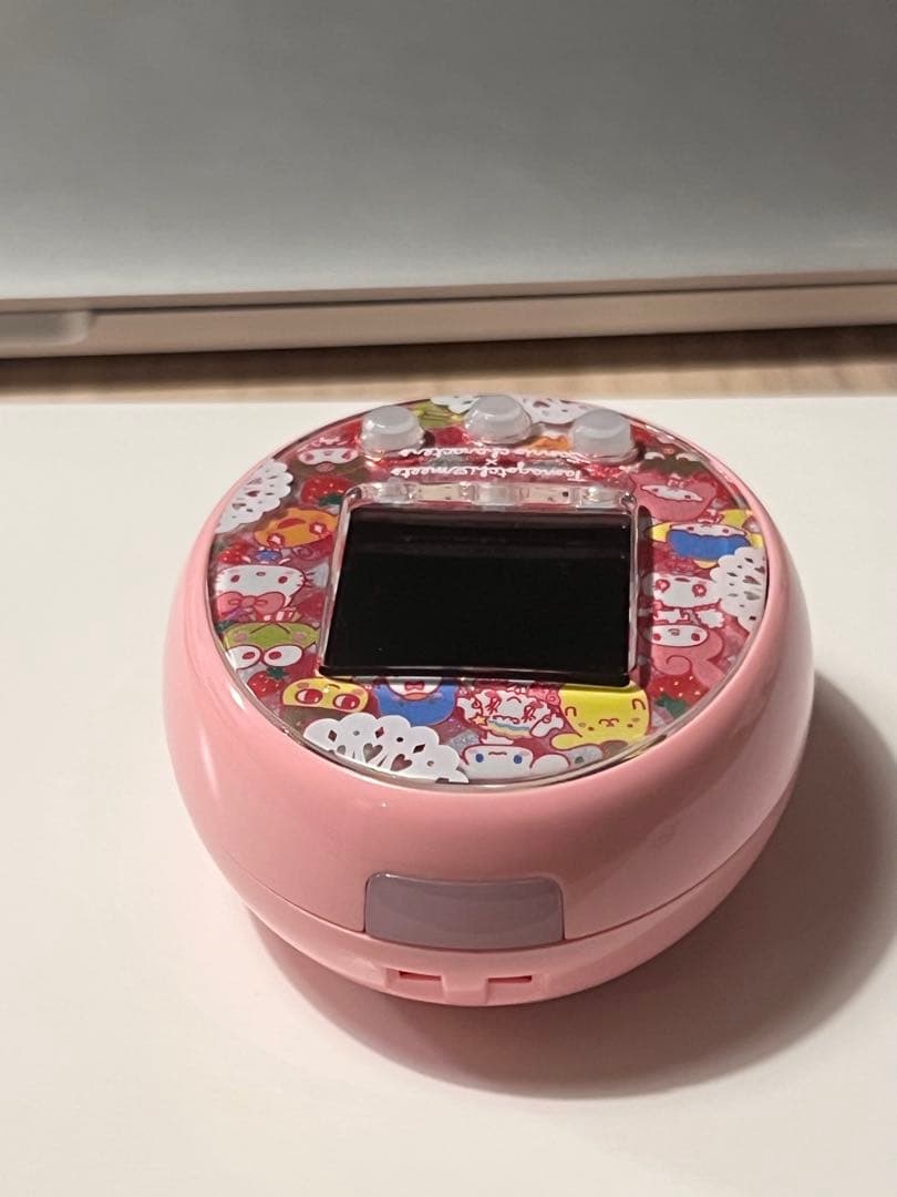 たまごっちみーつ サンリオキャラクターズ ストラップ付き バンダイ