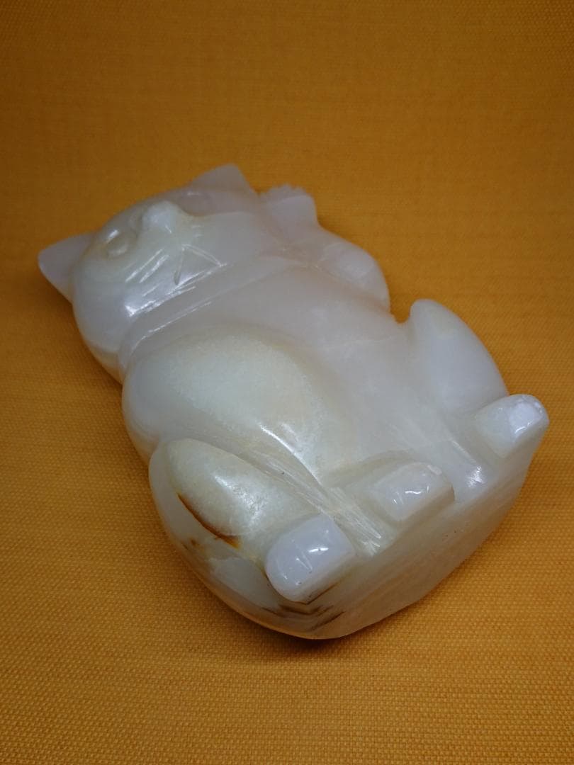猫　招き猫　天然石　彫刻　オブジェ　置物　インテリア　工芸品　美術品　A3322