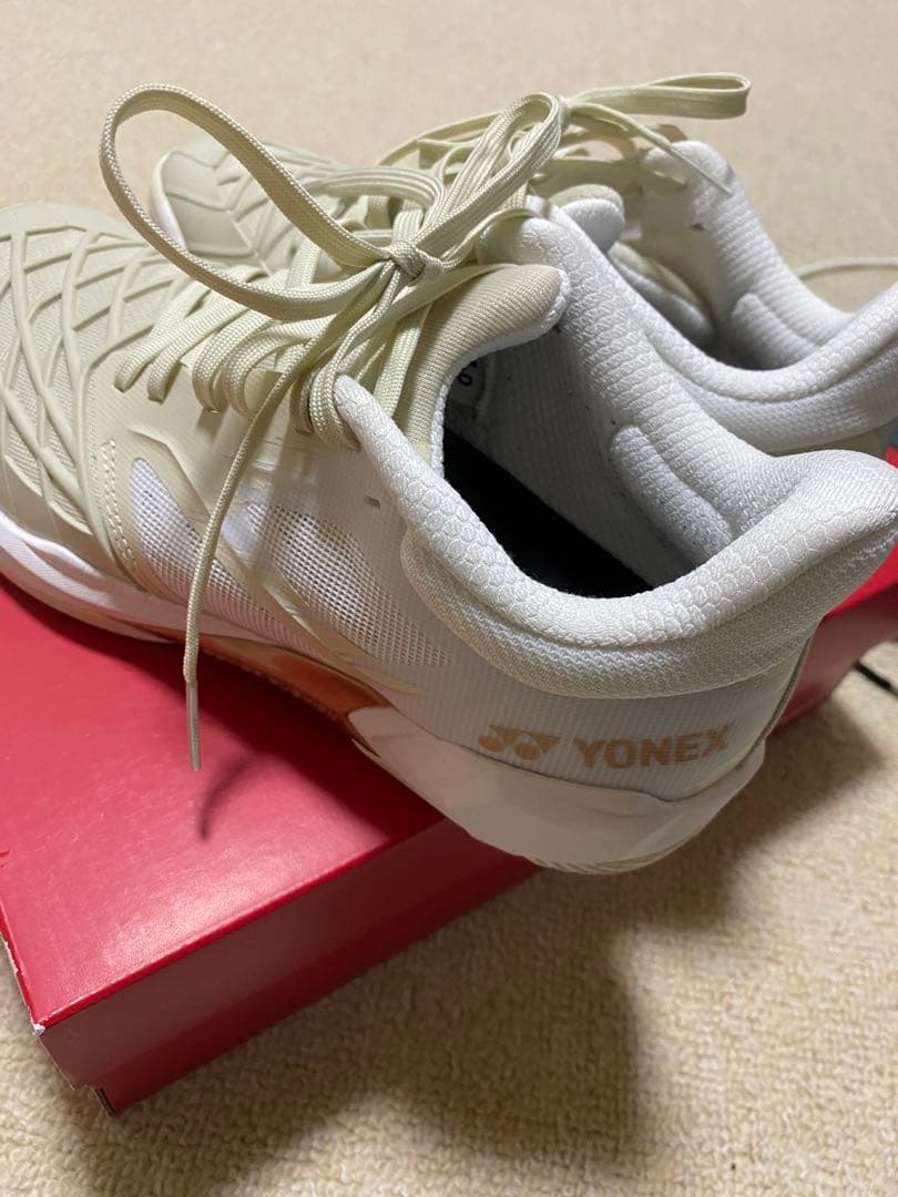 YONEX バドミントンシューズ パワークッション カスケードドライブ