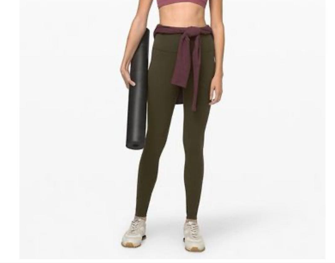 Lululemon 新品未使用　丈長め レギンス　ダークオリーブオリーブ