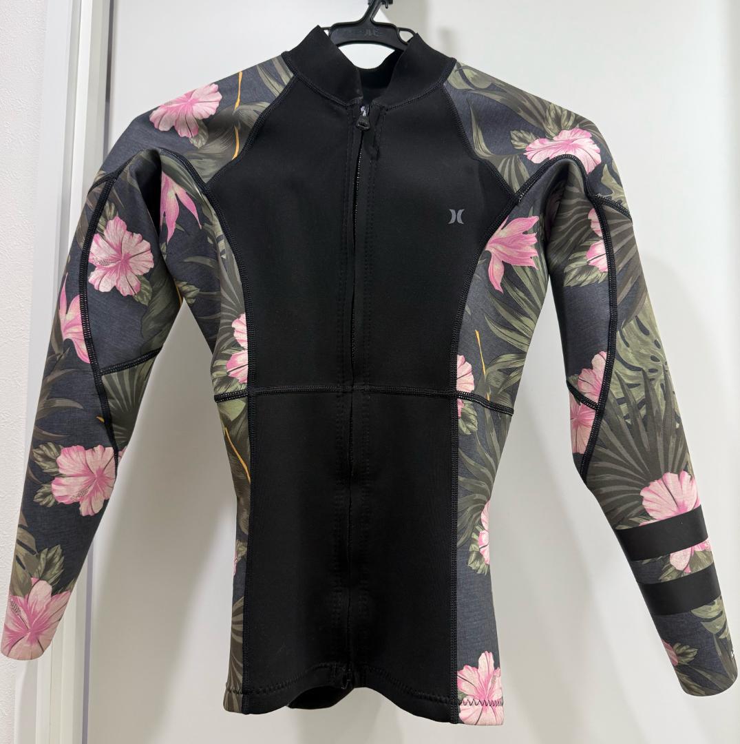 【値下げ】Hurley ハーレー フラワーパターン ウェットスーツ セパレート