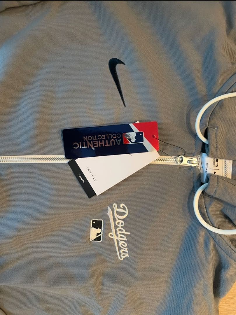大谷翔平　ドジャース　パーカー　オーセンティック　NIKE Mサイズ