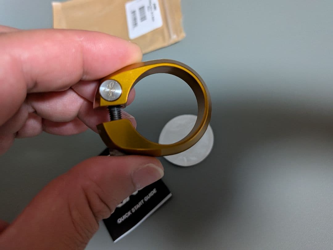 美品 Chris King シートポストクランプ 30.0 ゴールド
