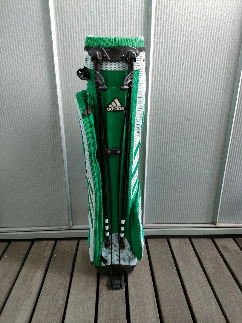 <美品>adidas アディダス スタンド式 スリムキャディバッグ【人気色】