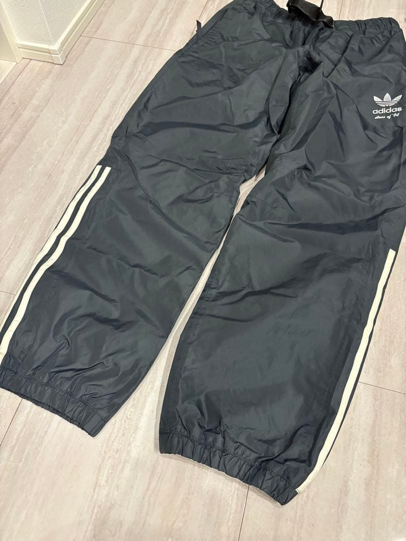 adidas Originals スノーボードウェア