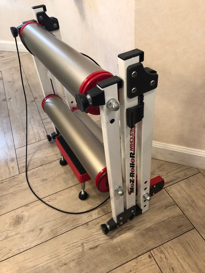ミノウラ　MOZ ROLLER 室内トレーニングに！使わないときはコンパクト収納