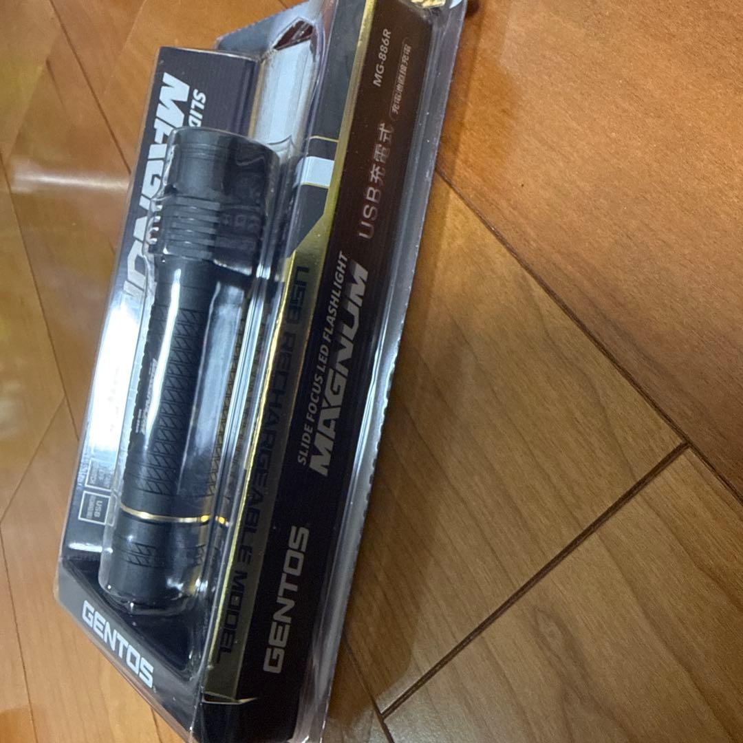 【新品未開封品】GENTOS LEDライト 充電式 マグナム MG-886R