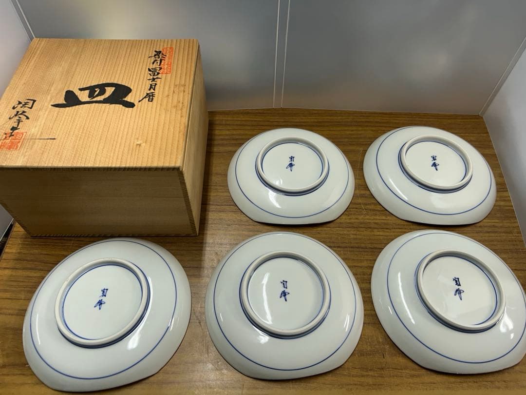 京焼　清水焼　陶峰造　染付冨士月暦　皿　5客　共箱付き
